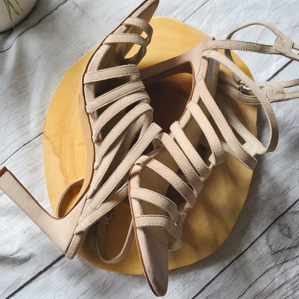 NWOT Vince Camuto suede sandals - Picture 8 of 10
